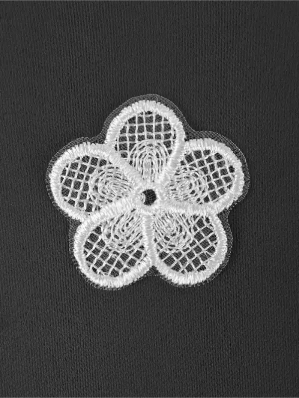 Аппликация для одежды «Цветочек», кружевная, d=4 см, 10 шт., белая Аппликация для одежды «Цветочек», кружевная, d=4 см, 10 шт., белая