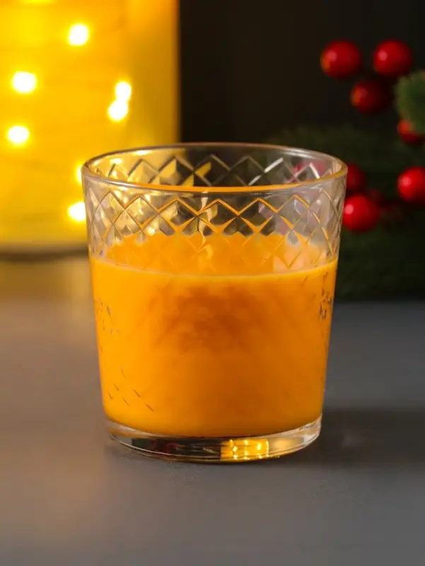 Свеча ароматическая в стакане &laquo;Зимний мандарин&raquo;, подарочная упаковка, 8&times;8.5 см, 30 ч