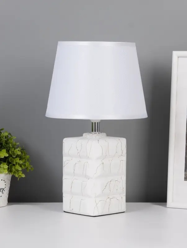 Лампа настольная &laquo;Луминель&raquo; E14, 1х40Вт, белый, RISALUX