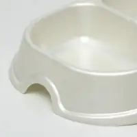 Миска двойная, 2&times;200 мл, пластик, белая перламутровая