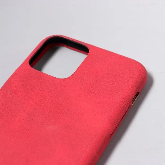 Чехол LuazON для iPhone 11 Pro, с отсеком под карты, кожзам, красный Чехол LuazON для iPhone 11 Pro, с отсеком под карты, кожзам, красный