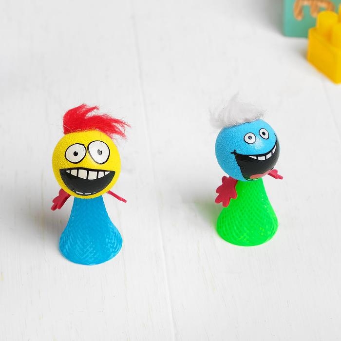 Стрелялка &laquo;Смайлик&raquo;, с волосами, цвета МИКС