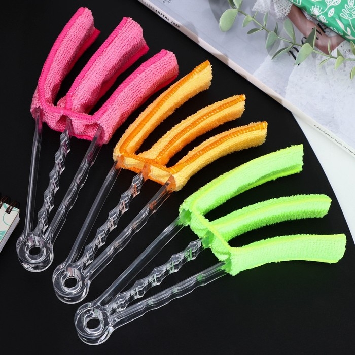 Щётка для жалюзи Доляна, 21×7 см, цвет МИКС Щётка для жалюзи Доляна, 21×7 см, цвет МИКС