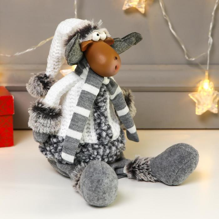 Кукла интерьерная Кукла интерьерная "Лосик в белой шубке и колпаке" 34 см