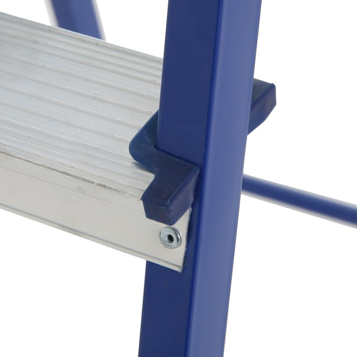 Стремянка ТУНДРА  Стремянка ТУНДРА "ЛАЙТ", комбинированная, 4 ступени, 815 мм