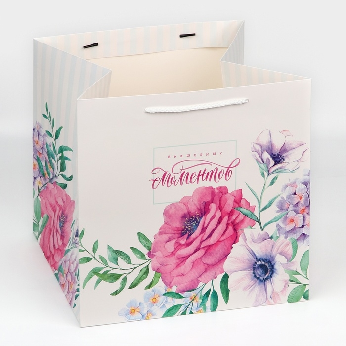 Пакет подарочный квадратный, упаковка, «Волшебных моментов», 30 х 30 х 30 см Пакет подарочный квадратный, упаковка, «Волшебных моментов», 30 х 30 х 30 см