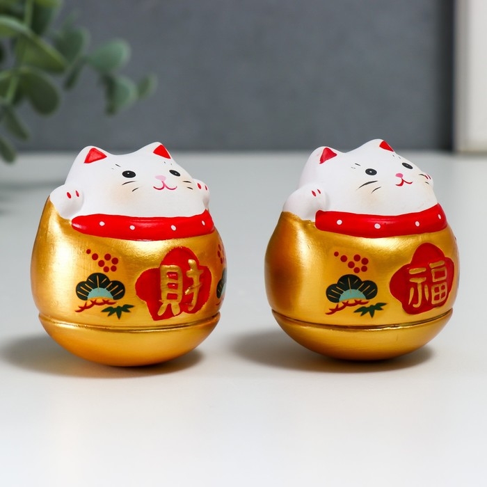 Сувенир неваляшка керамика Сувенир неваляшка керамика "Манэки-нэко в бочонке"МИКС 5х5х6 см