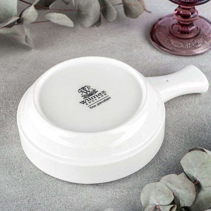 Форма для запекания фарфоровая Wilmax, 300 мл, d=14 см, цвет белый Форма для запекания фарфоровая Wilmax, 300 мл, d=14 см, цвет белый