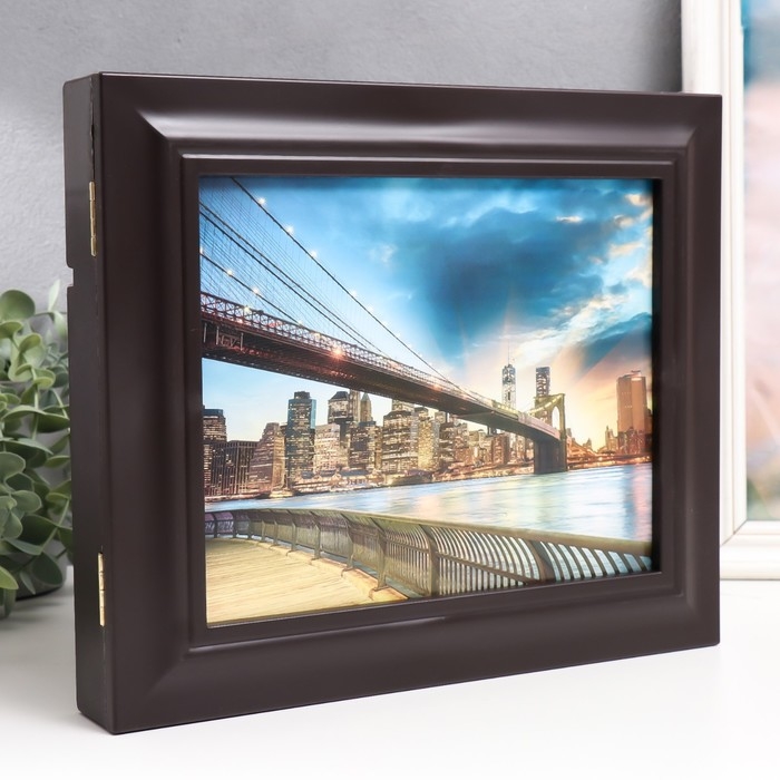 Ключница Ключница "Вечерний мегаполис" Венге 26х31х4,5 см