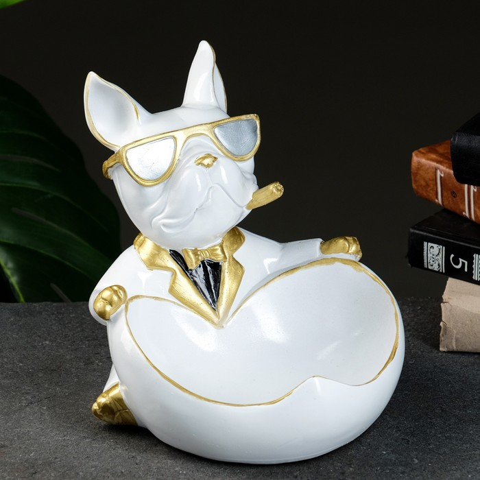 Подставка конфетница Подставка конфетница "Бульдог сидит" белая, 20х18х21см