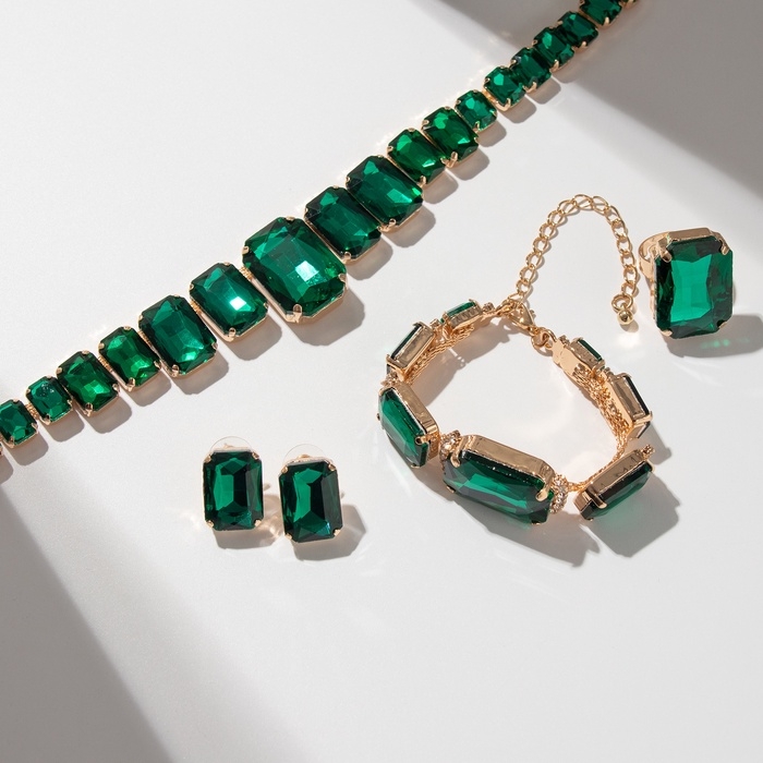 Набор 4 предмета: серьги, колье, браслет, кольцо «Вечерний» объём, зелёный в золоте Набор 4 предмета: серьги, колье, браслет, кольцо «Вечерний» объём, зелёный в золоте