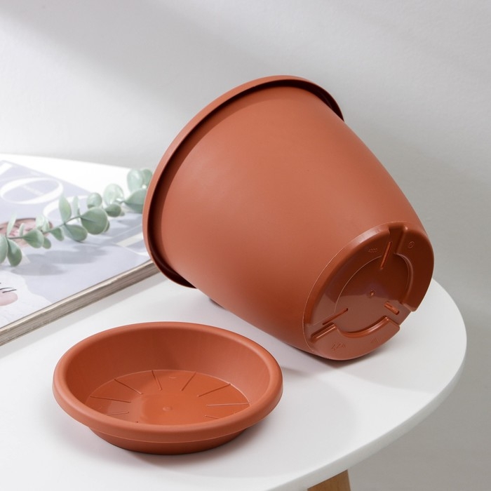 Горшок для цветов с поддоном «Афина», 2,2 л, пластиковый, цвет коричневый Горшок для цветов с поддоном «Афина», 2,2 л, пластиковый, цвет коричневый