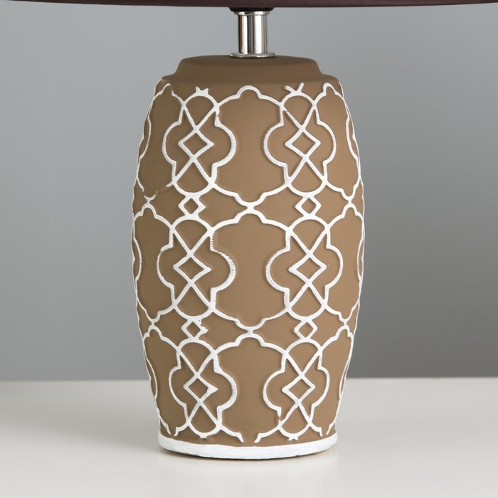 Настольная лампа Настольная лампа "Камила" Е14 40Вт кофейно-белый 22х22х35 см RISALUX