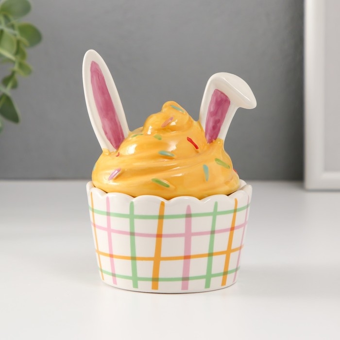 Шкатулка керамика Шкатулка керамика "Пирожное с зайчьими ушками" 8,8х8,5х12 см