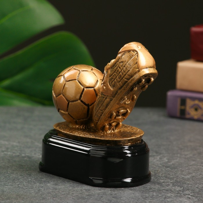 Стела Стела "Футбол: золотой мяч" 11х11х7 см