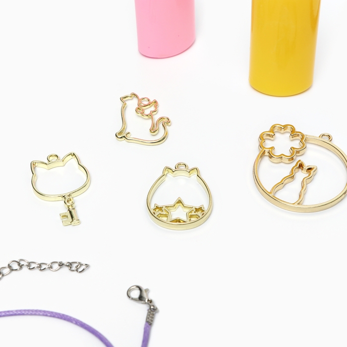 Набор для творчества «Раскрась витражики-кошечки», 5 форм, в пакете Набор для творчества «Раскрась витражики-кошечки», 5 форм, в пакете