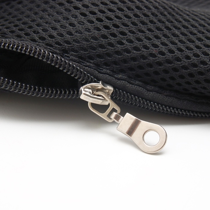 Рюкзак-переноска для кошек и собак  Рюкзак-переноска для кошек и собак "Кенгуру",М - 32 х 20 см (ДС 29-34, ОГ 25-43 см), чёрный