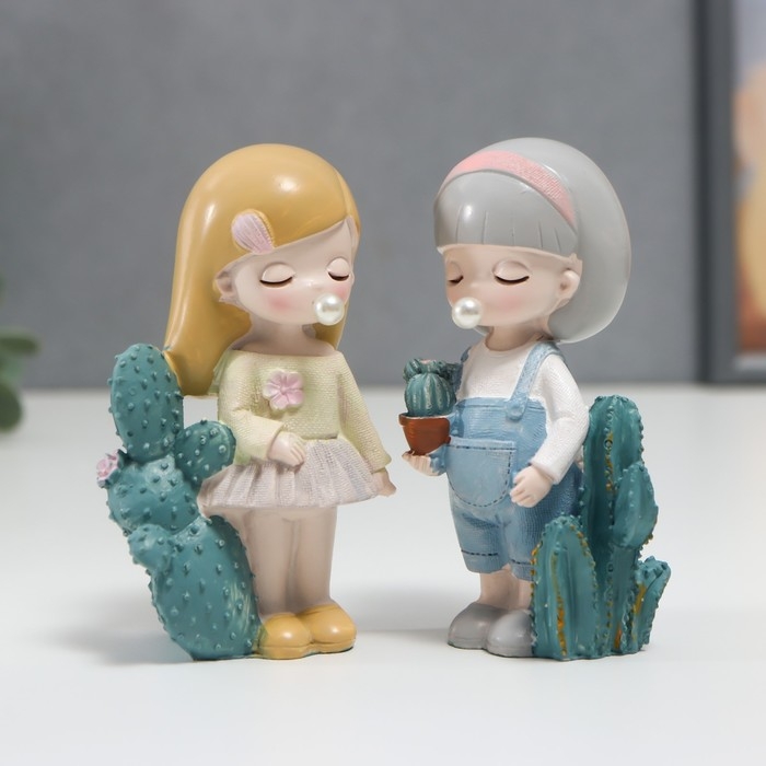 Сувенир полистоун  Сувенир полистоун "Малышка с пузырём и кактусами" МИКС 10х4х6 см