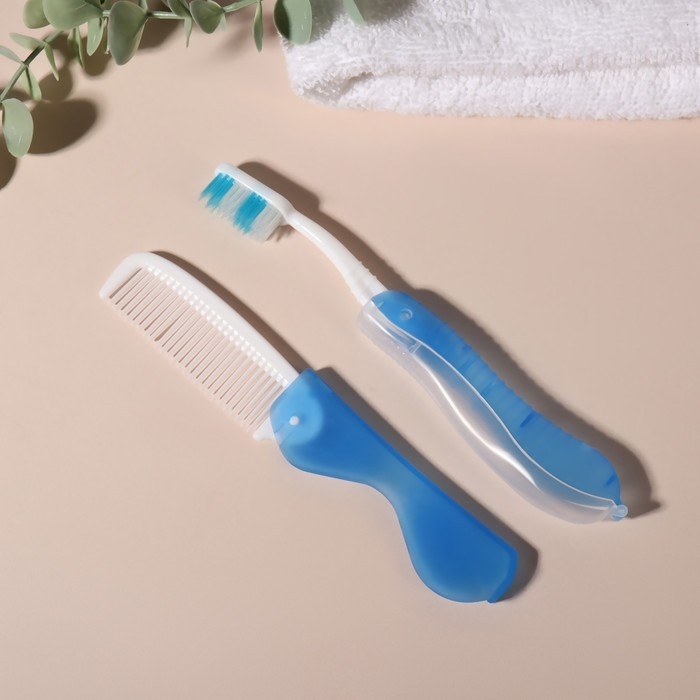 Набор дорожный, 2 предмета: расчёска, щётка, цвет белый/голубой Набор дорожный, 2 предмета: расчёска, щётка, цвет белый/голубой