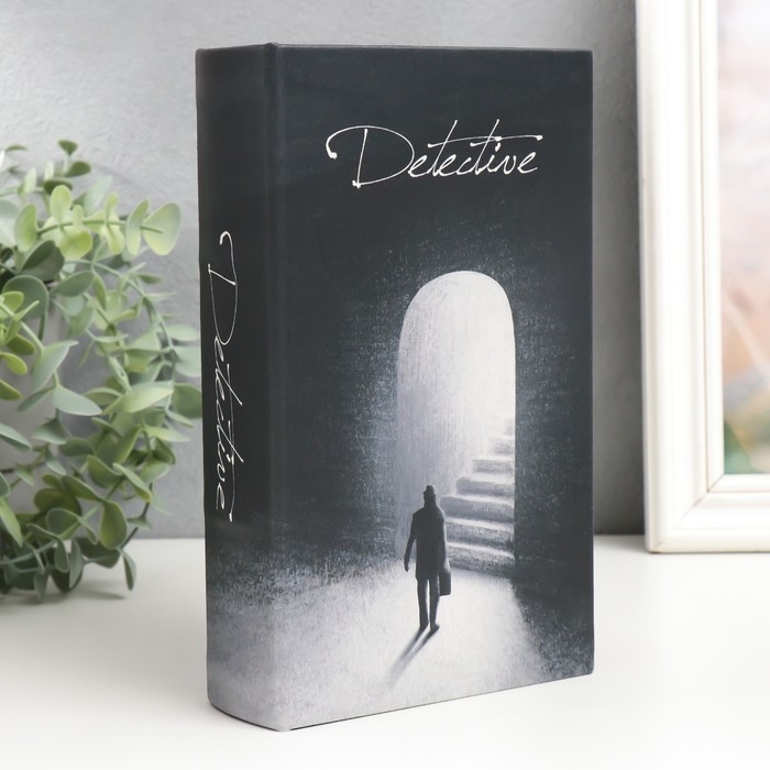 Сейф-книга дерево кожзам  Сейф-книга дерево кожзам "Детектив. Лестница в арке" 21х13х5 см