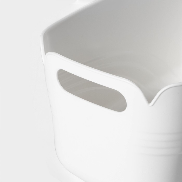 Контейнер для хранения с ручкой LaDо́m «Лаконичность», 33,5×18,5×14,5 см, цвет белый Контейнер для хранения с ручкой LaDо́m «Лаконичность», 33,5×18,5×14,5 см, цвет белый