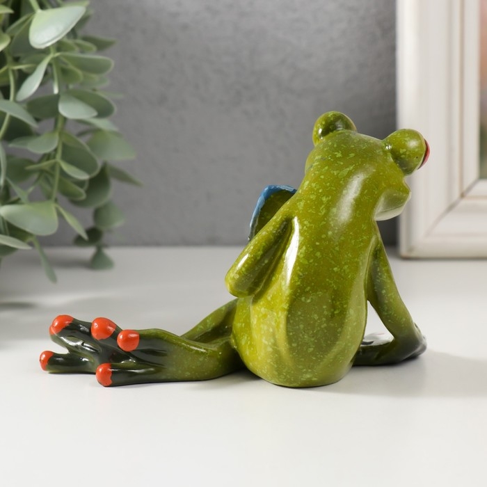 Сувенир полистоун лак Сувенир полистоун лак "Лягушонок-картёжник" 12,5х8х8 см