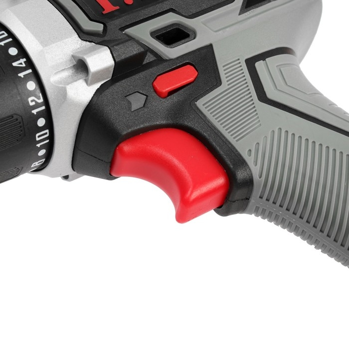 Дрель-шуруповерт P.I.T. PSR18-D3, 20 В, 350/1350 об/мин, 2х1.5 Ач, Li-ion, 30 Нм, кейс