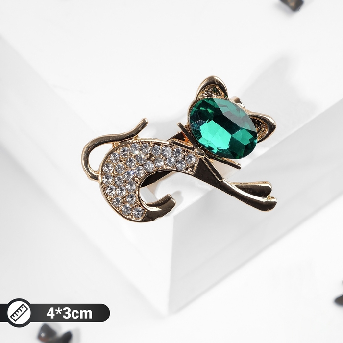 Брошь «Кошечка» с бантом, цвет изумрудно-белый в золоте Брошь «Кошечка» с бантом, цвет изумрудно-белый в золоте