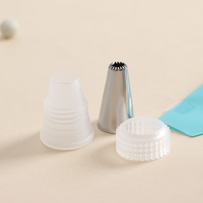 Набор кондитерский «С любовью», 14 предметов: насадки 12 шт d=1,7 см, адаптер, мешок 30×15 см Набор кондитерский «С любовью», 14 предметов: насадки 12 шт d=1,7 см, адаптер, мешок 30×15 см