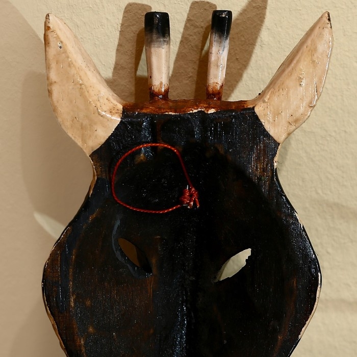 Маска Маска "Зебра" албезия 19х9х4 см