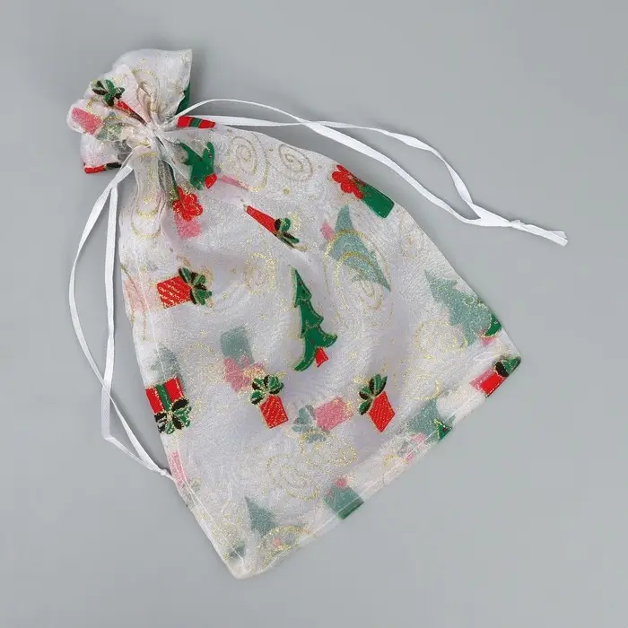 Мешочек подарочный органза «Новогодние подарки», ёлки, 16 х 24 см +/- 1.5 см Мешочек подарочный органза «Новогодние подарки», ёлки, 16 х 24 см +/- 1.5 см