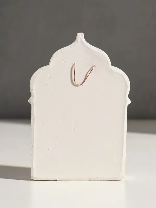 Икона &laquo;Святая Матрона&raquo;, с подвесом, 12&times;8&times;2 см, гипс