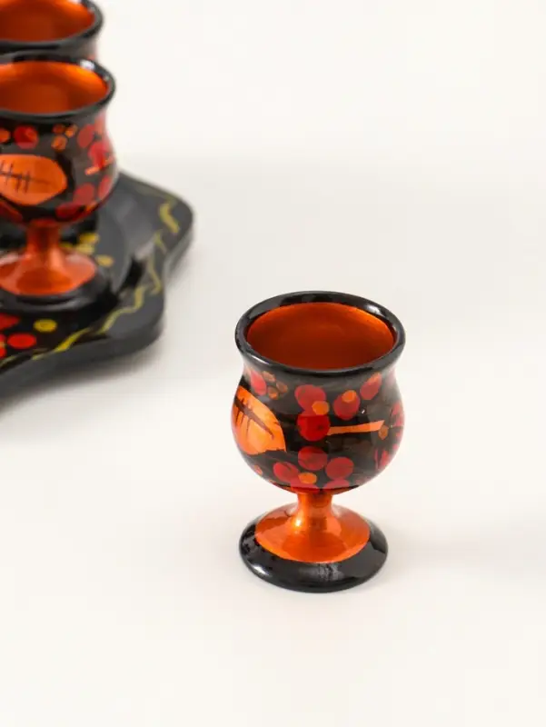 Подарочный набор: 6 шт. 30 мл рюмок на подносе, дерево хохлома