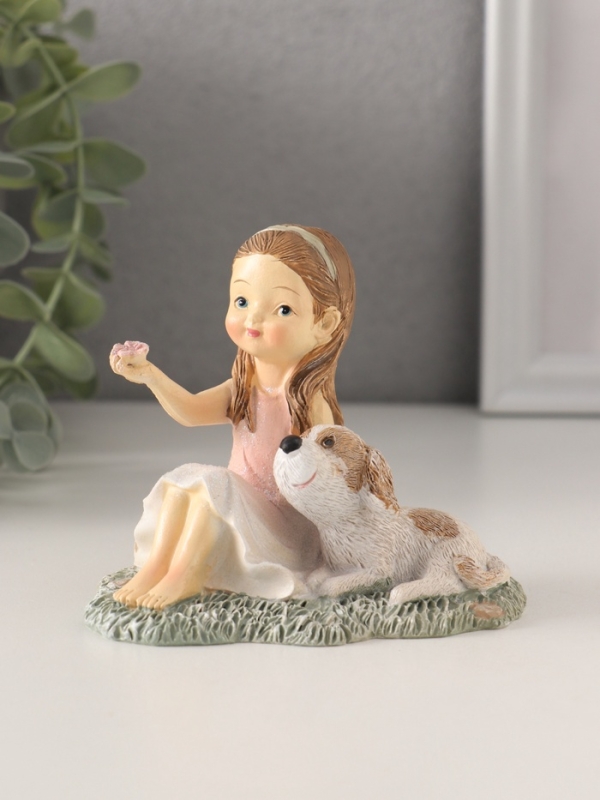 Сувенир полистоун Сувенир полистоун "Малышка в розовом платье с собачкой на лужайке" 10х6,5х8,5 см