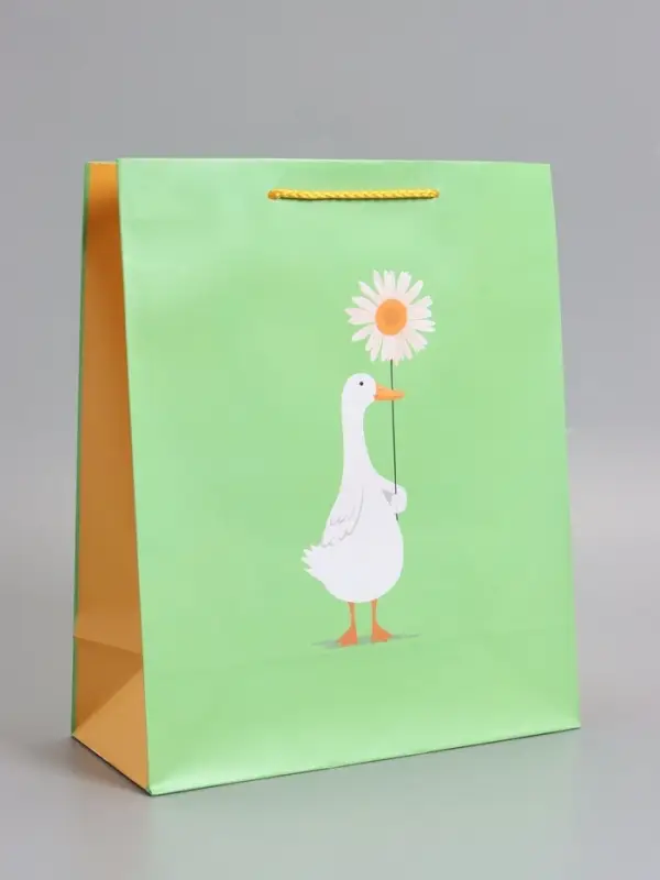 Пакет подарочный ламинированный "Ромашка" 26 х 12 х 32 см