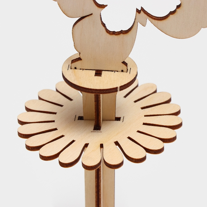 Салфетница деревянная «Бабочки», 24,5×9×8 см, на пьедестале Салфетница деревянная «Бабочки», 24,5×9×8 см, на пьедестале