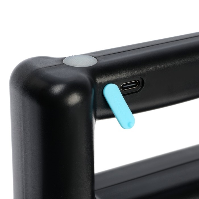 Опрыскиватель аккумуляторный ТУНДРА, 7.4 В, 2.4 Ач, Li-on, 0.8 л/мин, 2 насадки, шланг 5 м Опрыскиватель аккумуляторный ТУНДРА, 7.4 В, 2.4 Ач, Li-on, 0.8 л/мин, 2 насадки, шланг 5 м