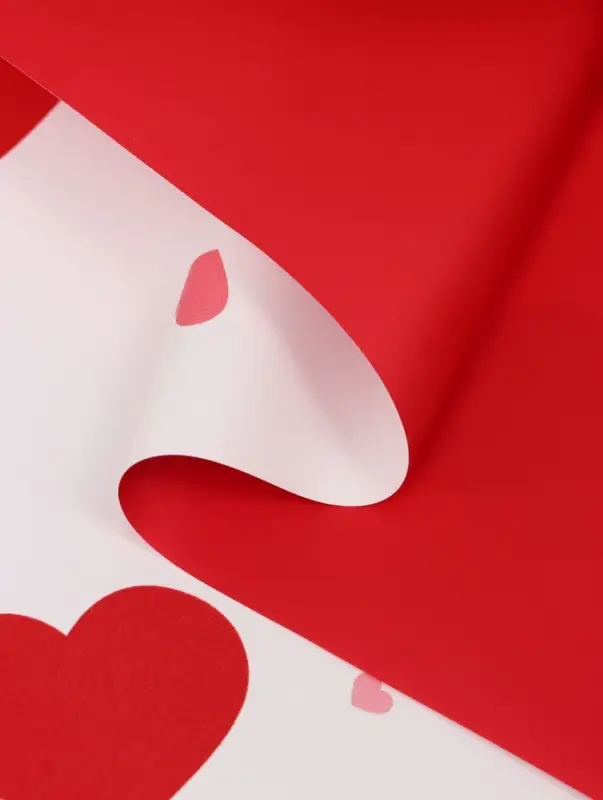 Пленка для цветов, &laquo;Сердца на белом&raquo;, красная, 57&times;57 см