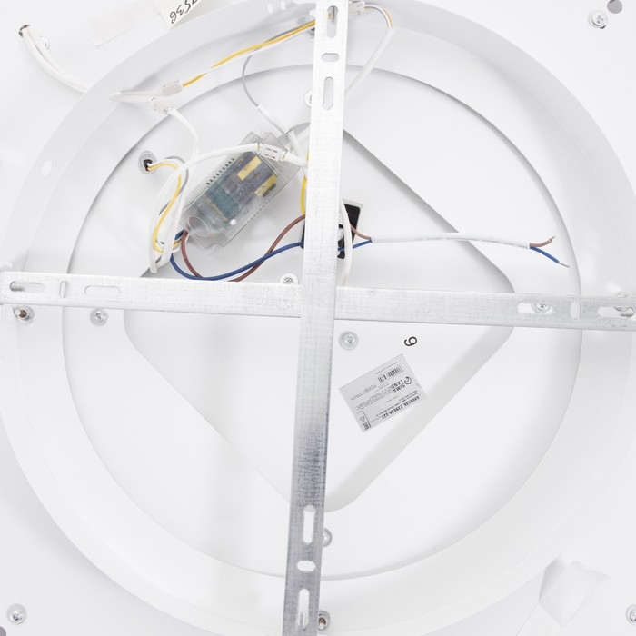 Светильник с ПДУ 1887/1 LED 89Вт диммер белый 46х46х7 см BayerLux