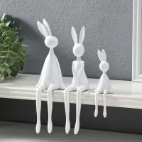 Сувенир полистоун "Семья зайцев" белый набор 3 шт 4,5х4х14,7 6,5х3,8х23,5 7,2х7,5х25 см