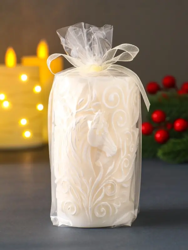 Декоративная свеча "Столбик с лошадью" (молочный), 215 г