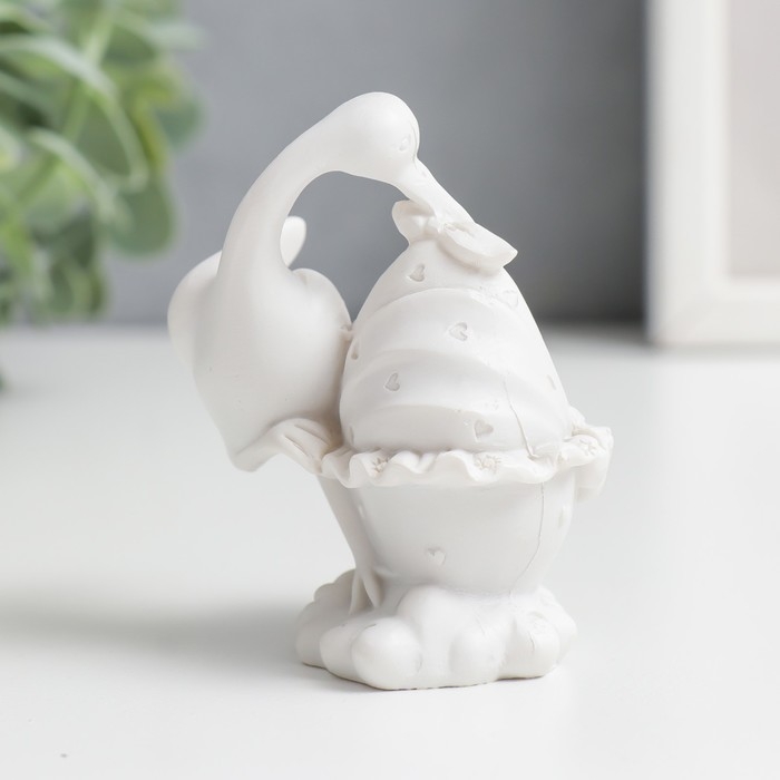 Фигурка полистоун  Фигурка полистоун "Аист с малышом" 7,5х5х6,2 см