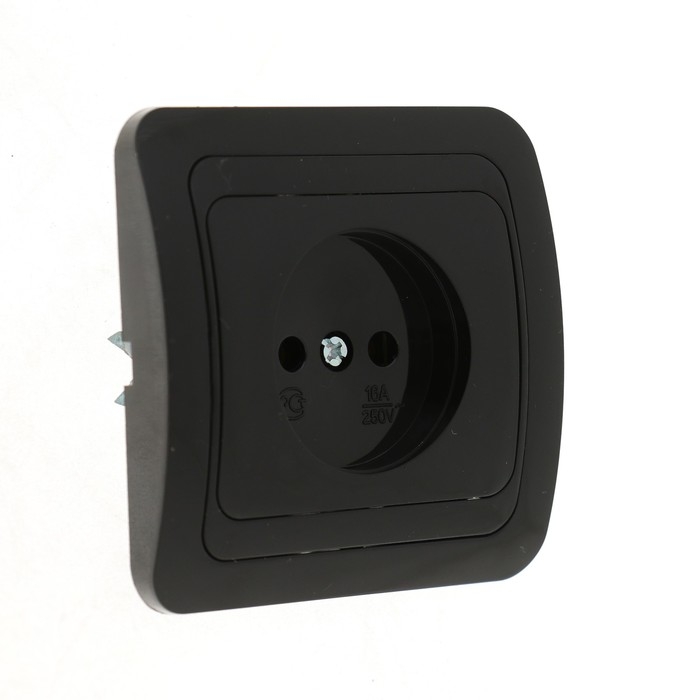 Розетка одноместная Luazon Lighting  Розетка одноместная Luazon Lighting "Орион", 10 А, скрытая, без з/к, черная