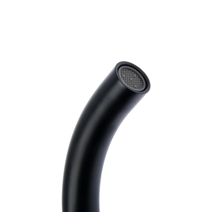 Смеситель для кухни Accoona A4522F, 1-рычажный, силумин, картридж 35 мм, черный Смеситель для кухни Accoona A4522F, 1-рычажный, силумин, картридж 35 мм, черный