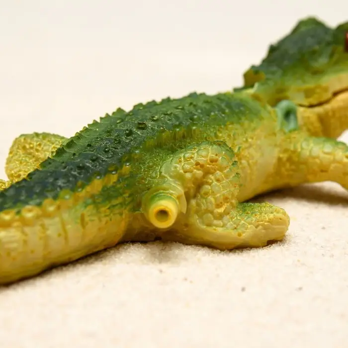 Декор для аквариума &laquo;Крокодил&raquo;, 20&times;7.5&times;3 см, с распылителем