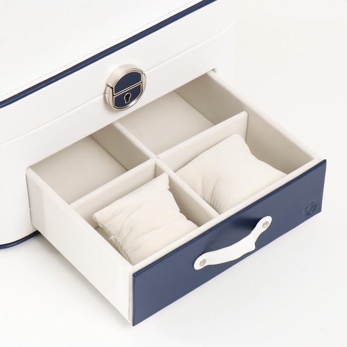 Шкатулка кожзам для украшений  Шкатулка кожзам для украшений "Шейла" белая с синим 25,5х18,5х14 см