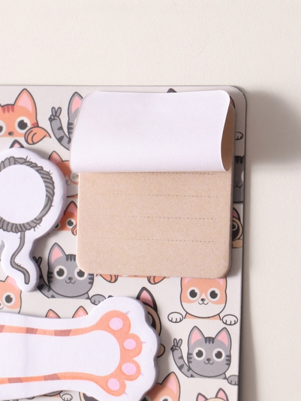 Магнит с блоком для записей и стикерами  Магнит с блоком для записей и стикерами "Котики" 10х12 см