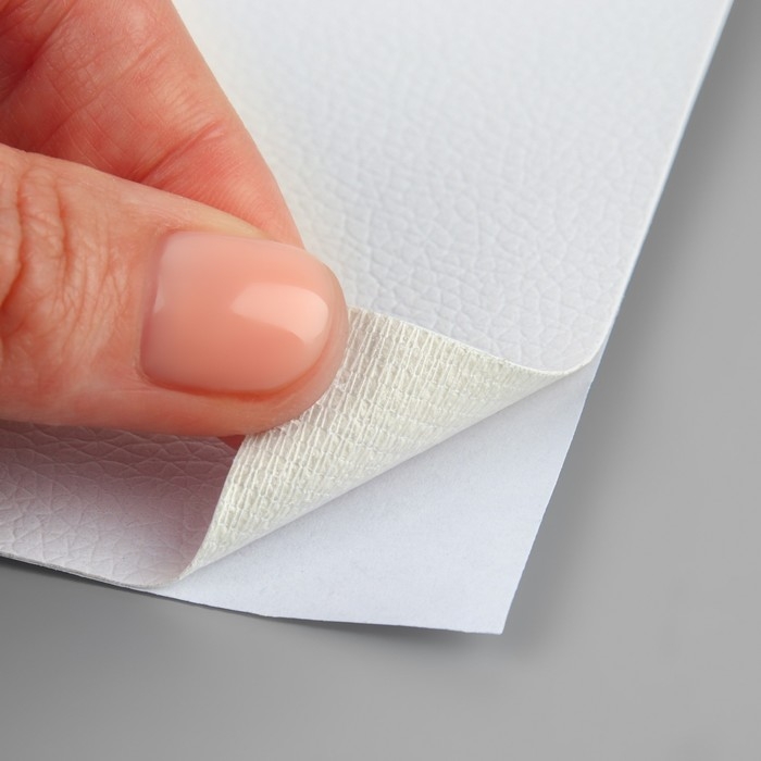 Искусственная кожа, с клеевой основой, 137 × 50 см, 0,5 мм, цвет белый Искусственная кожа, с клеевой основой, 137 × 50 см, 0,5 мм, цвет белый