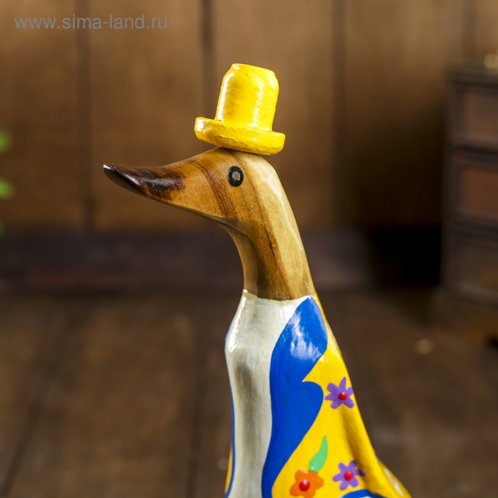Сувенир Сувенир "Утка в желтом летнем костюме" дерево 13х9х27 см