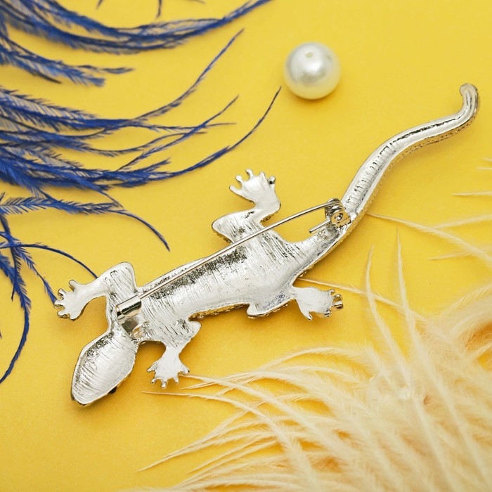 Брошь «Ящерка бриллиантовая», цвет чёрно-белый в серебре Брошь «Ящерка бриллиантовая», цвет чёрно-белый в серебре